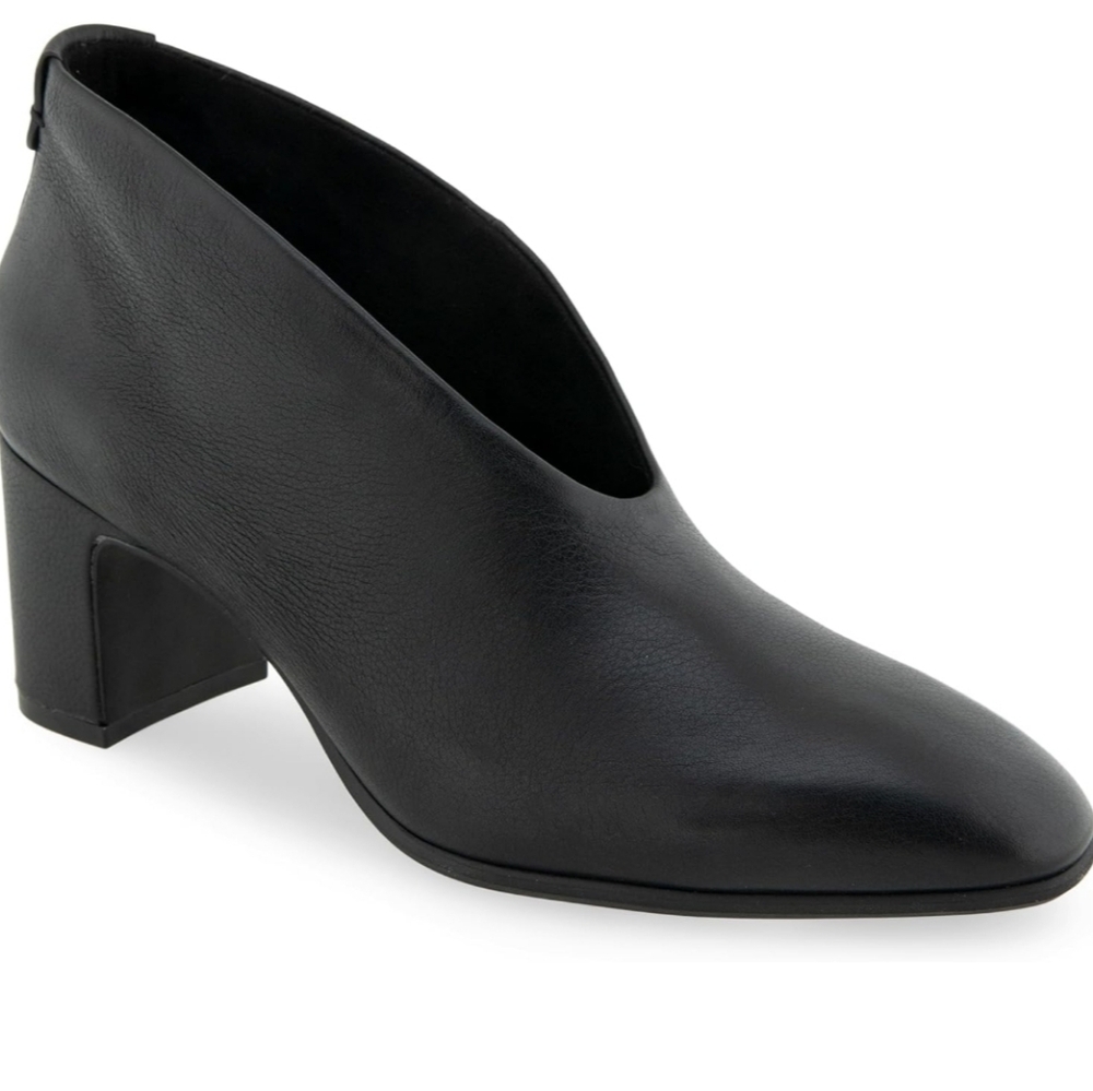 Aerosoles Maud Leather Pump shootie